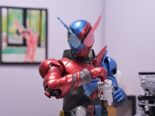 S.H.Figuarts 假面骑士创骑 假面骑士创骑 兔子坦克 汽泡形态