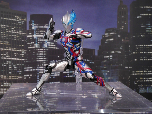 S.H.Figuarts 布莱泽奥特曼