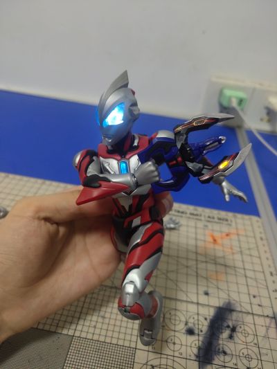 布鲁可超动积木人传奇版 捷德奥特曼 原始形态