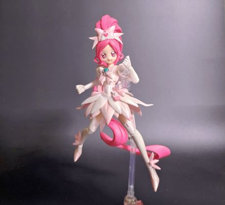 S.H.Figuarts 光之美少女 キュアブロッサム