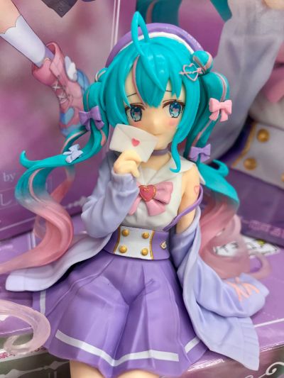 压泡面 初音未来 恋爱的水手服 紫色款