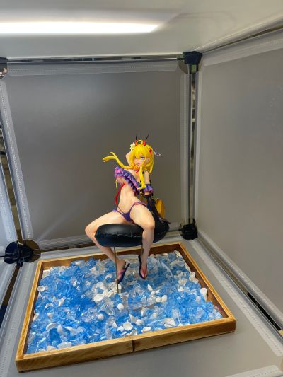 DAICONⅣ片头动画中的女孩 · 40周年纪念