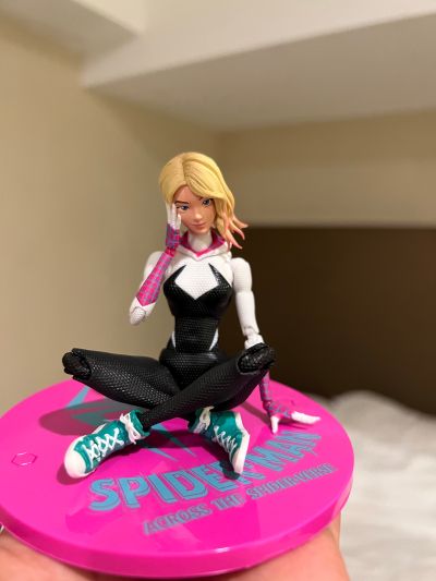 S.H.Figuarts  蜘蛛格温（蜘蛛侠：纵横宇宙）