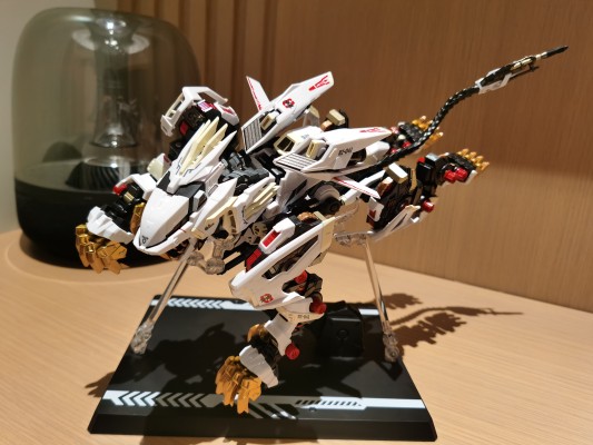 超合金 索斯机兽 RZ-041 零式长牙狮