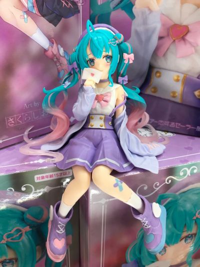 压泡面 初音未来 恋爱的水手服 紫色款