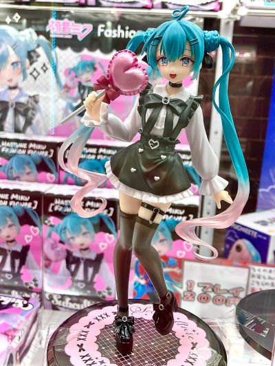 初音未来 时装人偶  非凡时装