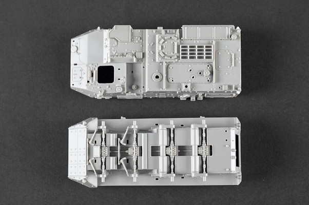 编号:07429 1/72 装甲车辆系列 斯崔克M1135 核生化侦察车