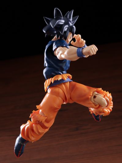 S.H.Figuarts 龙珠超 孙悟空 自在极意功 “兆”