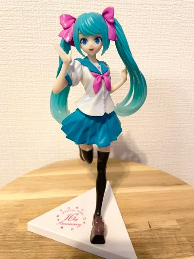 Luminasta  初音未来16周年纪念 原画师：KEI