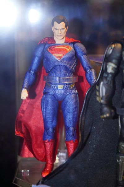 MAFEX No.57 正义联盟 超人
