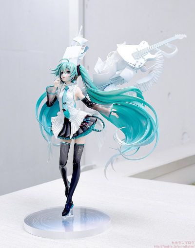 初音未来  16周年纪念款