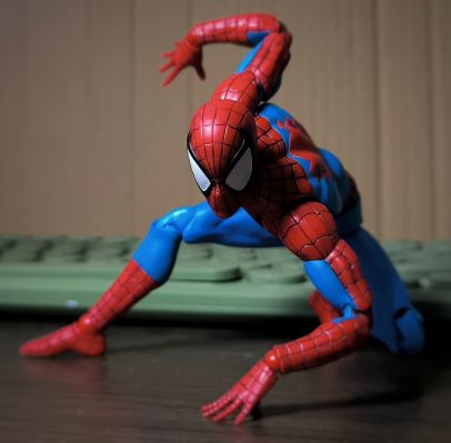 MAFEX 编号185 蜘蛛侠（经典战衣）
