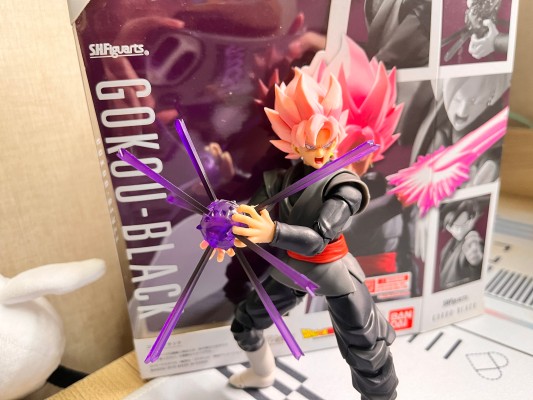 S.H.Figuarts 龙珠超  黑悟空