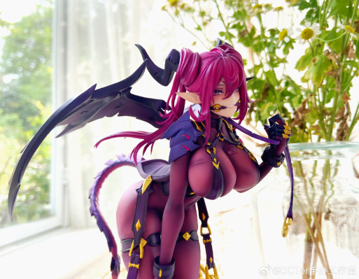 龙姬士 柯丽蒂丝