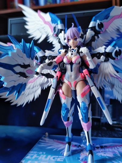 MG-07 诸葛亮·白泽
