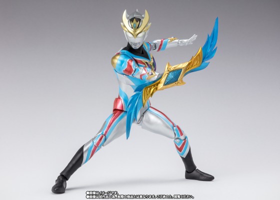 S.H.Figuarts 德凯奥特曼  强劲型