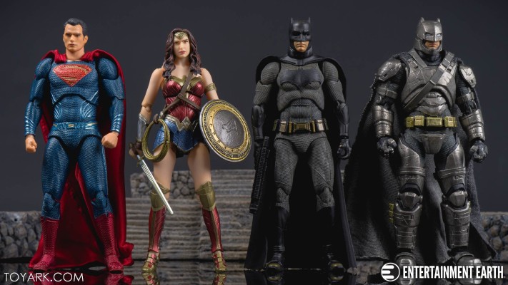 MAFEX No.024 神奇女侠 『蝙蝠侠 vs 超人 正义黎明』