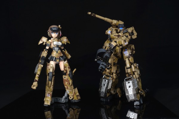 机甲少女 轰雷改 与 动力服组件 轰雷
