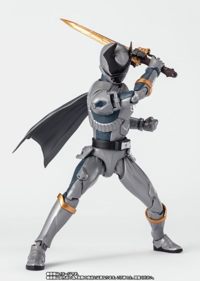 S.H.Figuarts 虫王战队超王者 大甲虫王者