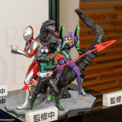 新·日本·英雄·宇宙 艺术情景4  假面骑士