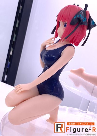 Celestial vivi 电影 五等分的新娘 中野二乃 学校泳衣
