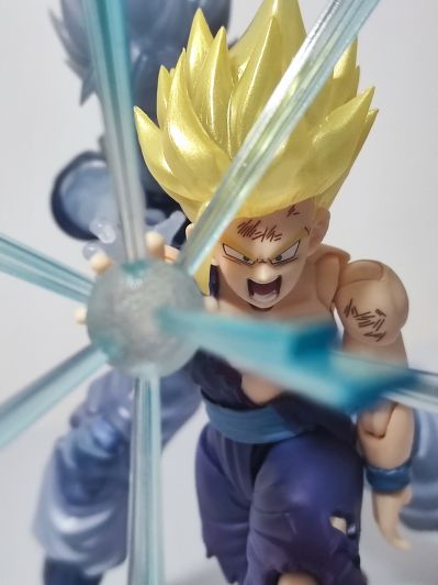 S.H.Figuarts 龙珠Z 超级赛亚人孙悟空+超级赛亚人2孙悟饭 -展会限定版-