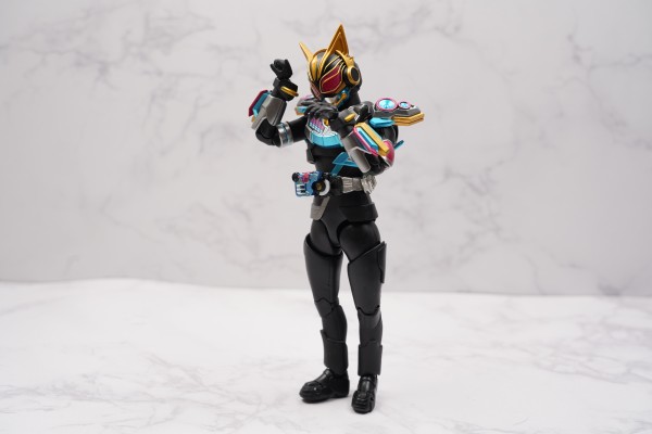S.H.Figuarts   假面骑士娜猫 节拍形态
