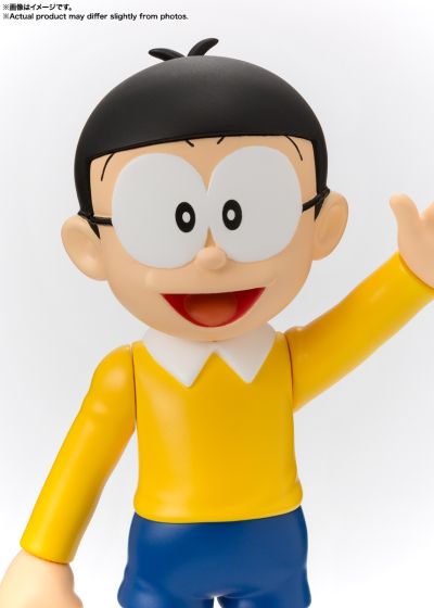 FiguartsZERO  哆啦A梦 野比大雄