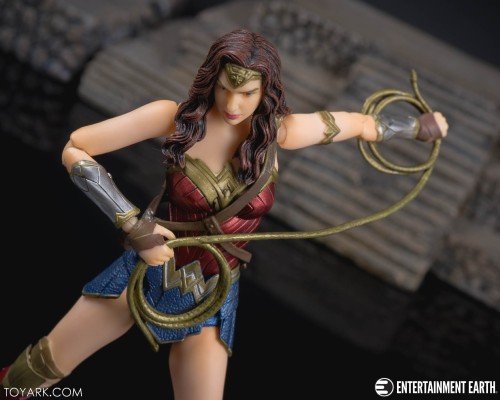 MAFEX No.024 神奇女侠 『蝙蝠侠 vs 超人 正义黎明』