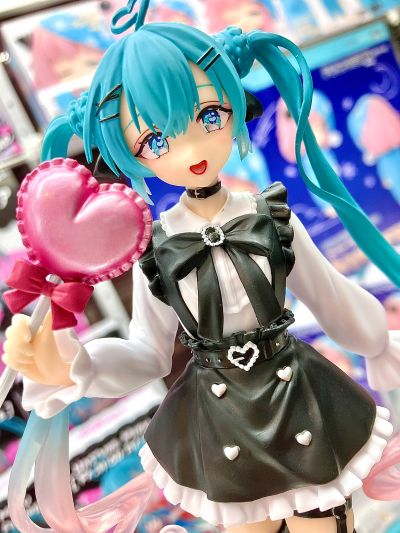 初音未来 时装人偶  非凡时装