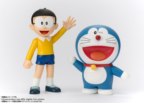 FiguartsZERO  哆啦A梦 野比大雄