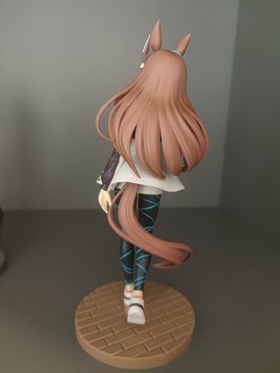 赛马娘 美蒲波旁 便服 笑脸版