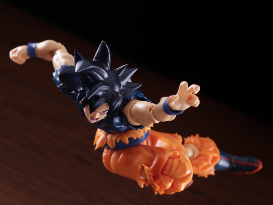 S.H.Figuarts 龙珠超 孙悟空 自在极意功 “兆”