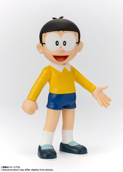 FiguartsZERO  哆啦A梦 野比大雄