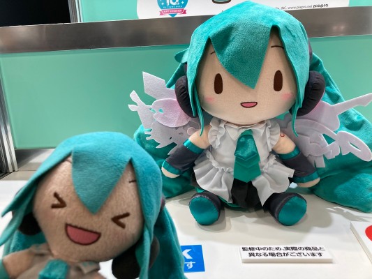 可爱软绵绵玩偶 初音未来 16周年纪念款  L尺寸