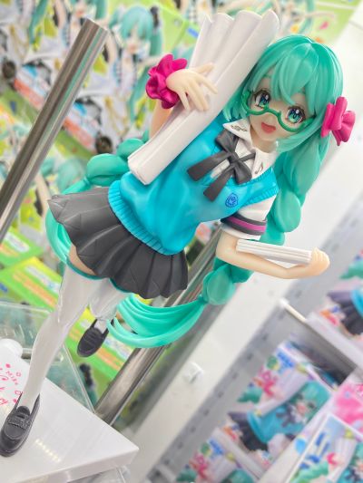 Luminasta 初音未来系列  初音未来16周年纪念款 原画师：Boota