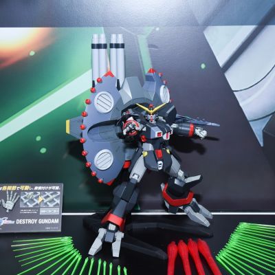 HG 1/144 毁灭高达