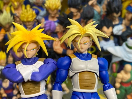 S.H.Figuarts  超级赛亚人特兰克斯-身藏超凡之力-