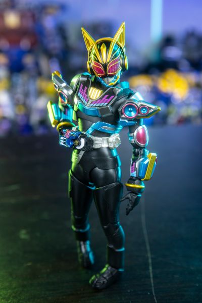 S.H.Figuarts   假面骑士娜猫 节拍形态