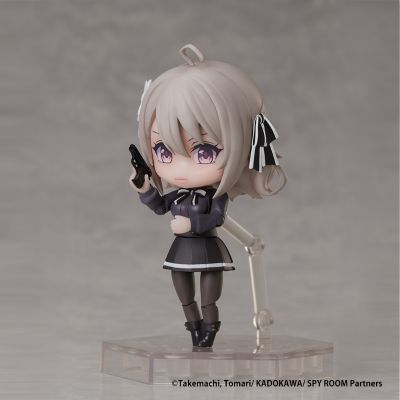 DFORM+ 特工教室 花园 莉莉