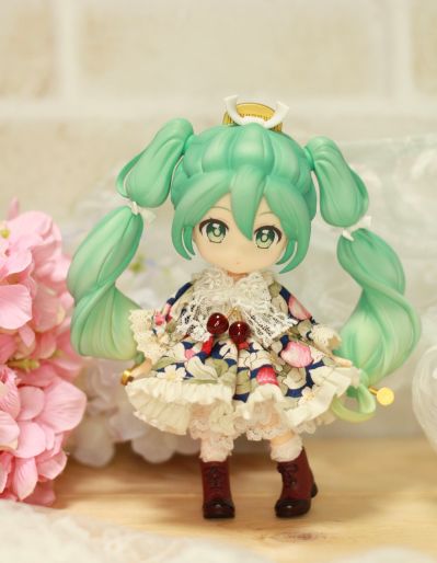 粘土人#2100 初音未来 回首美人