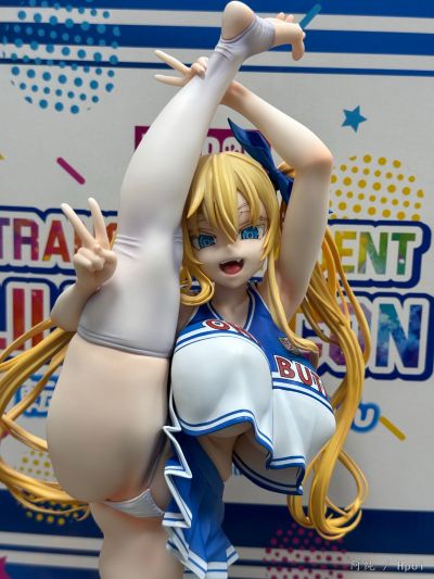 转校生莉莉丝
