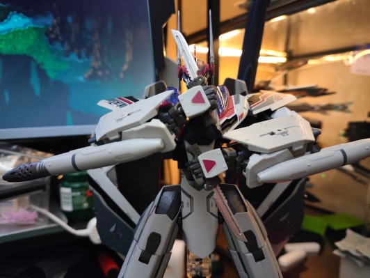DX超合金 超时空要塞DELTA 绝对LIVE VF-31AX  卡伊洛斯 进阶型 （米拉吉·法莉娜·吉纳斯专用机）