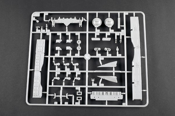 编号:09603 1/35 装甲车辆系列 T-72M主战坦克