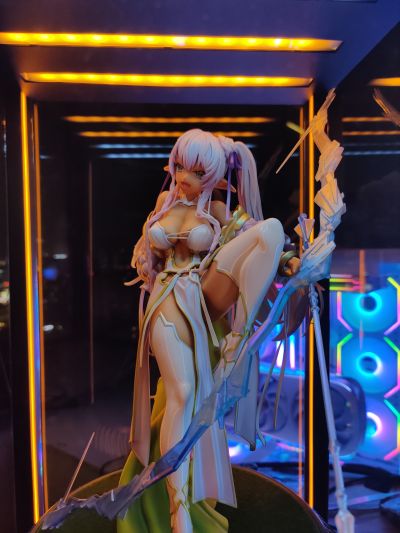 暗黑精灵村 第2村民 莱拉