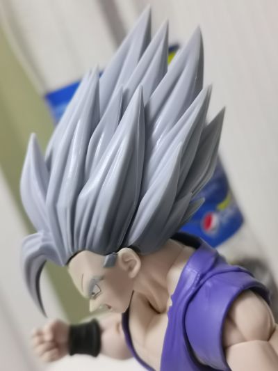 S.H.Figuarts 龙珠超：超级人造人  野兽孙悟饭