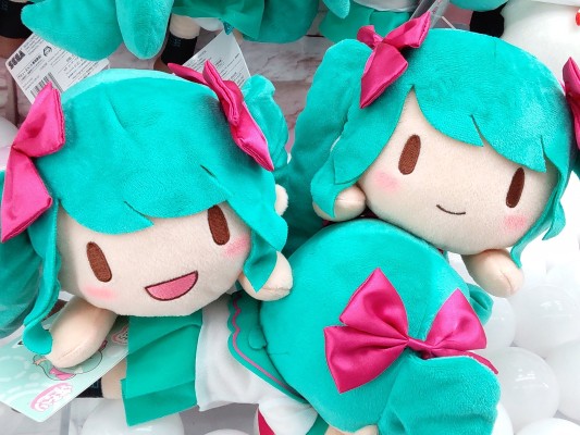 可爱软绵绵玩偶 初音未来 16周年 L尺寸