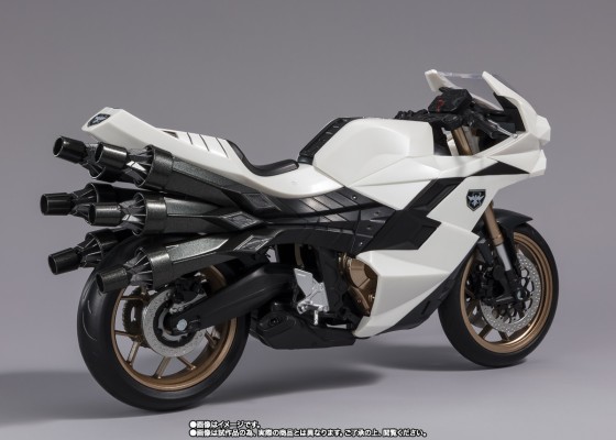S.H.Figuarts  大量出没型变异飞蝗改造人专属旋风号（新·假面骑士）