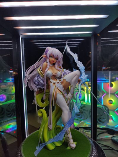 暗黑精灵村 第2村民 莱拉