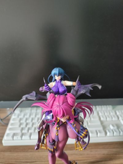 龙姬士 柯丽蒂丝